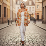 Andrea | Cardigan met herfstachtig bladerenpatroon