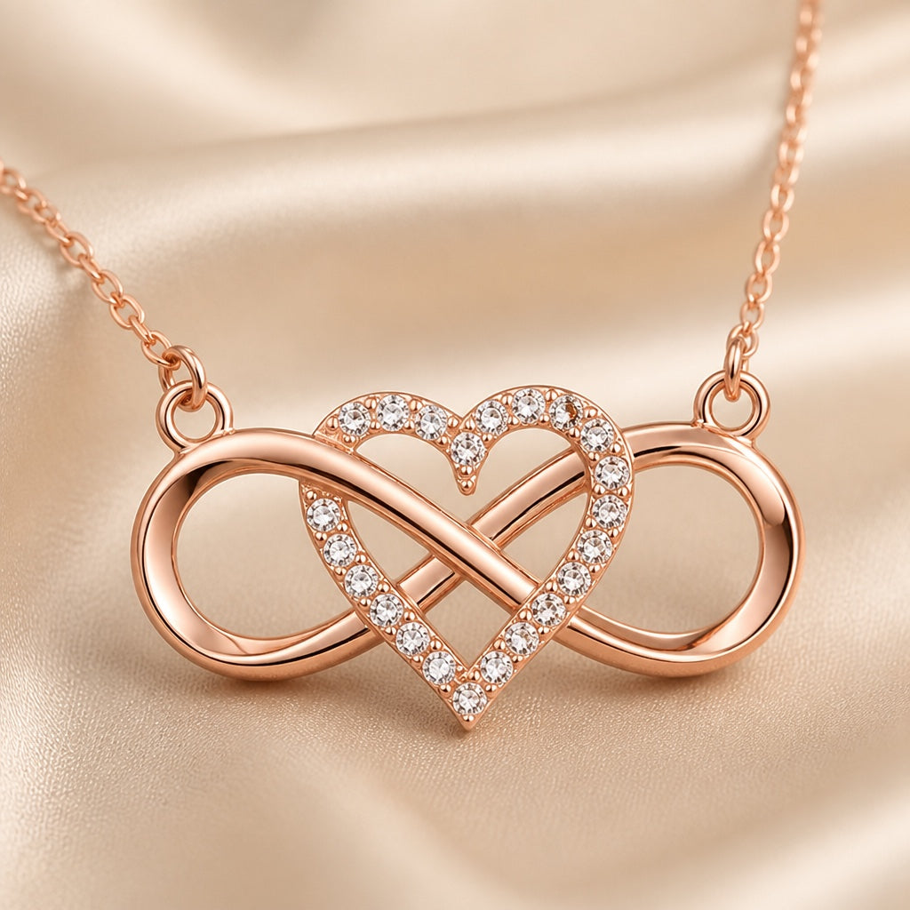 Ketting met hart- en oneindigheidshanger
