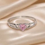 Rosalie – Witgoudkleurige ring met hartvormige zirkoon