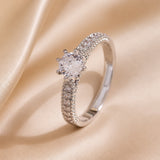 Essentiële witgouden ring met ingezette zirkonia