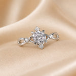 Ring met zirkonia en witgouden plating