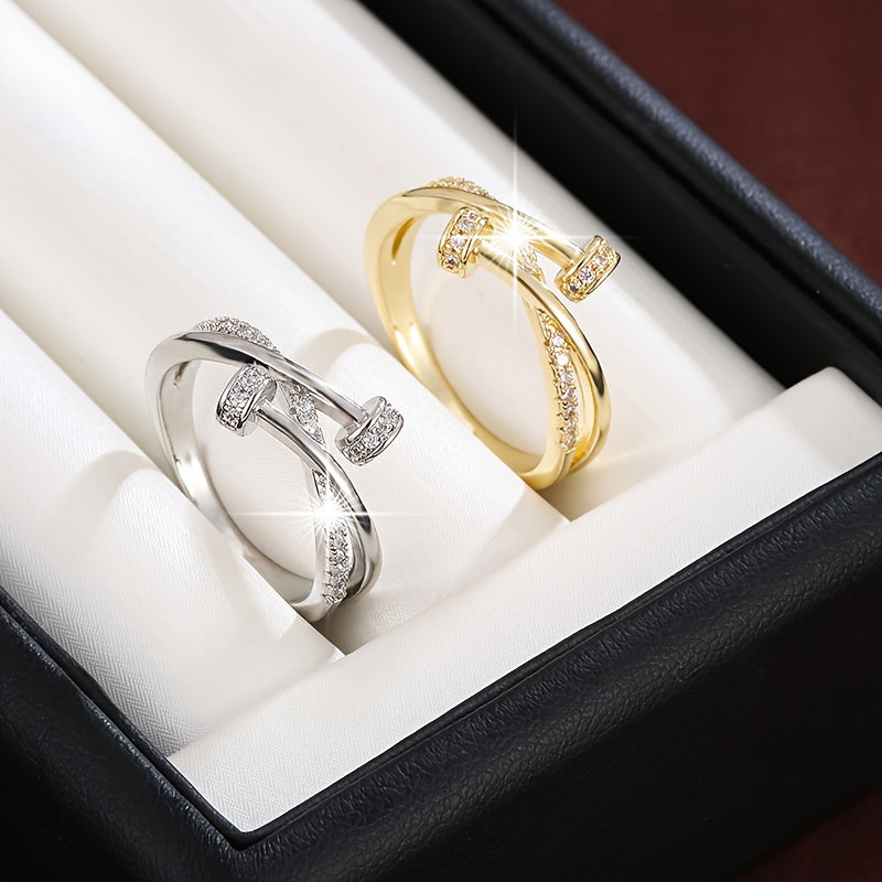 Witgouden kruisring met zirkonia