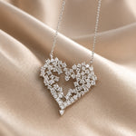 Witgouden hangerketting met hart van zirkoon