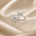Witgouden ring met twee vlinders van zirkonia