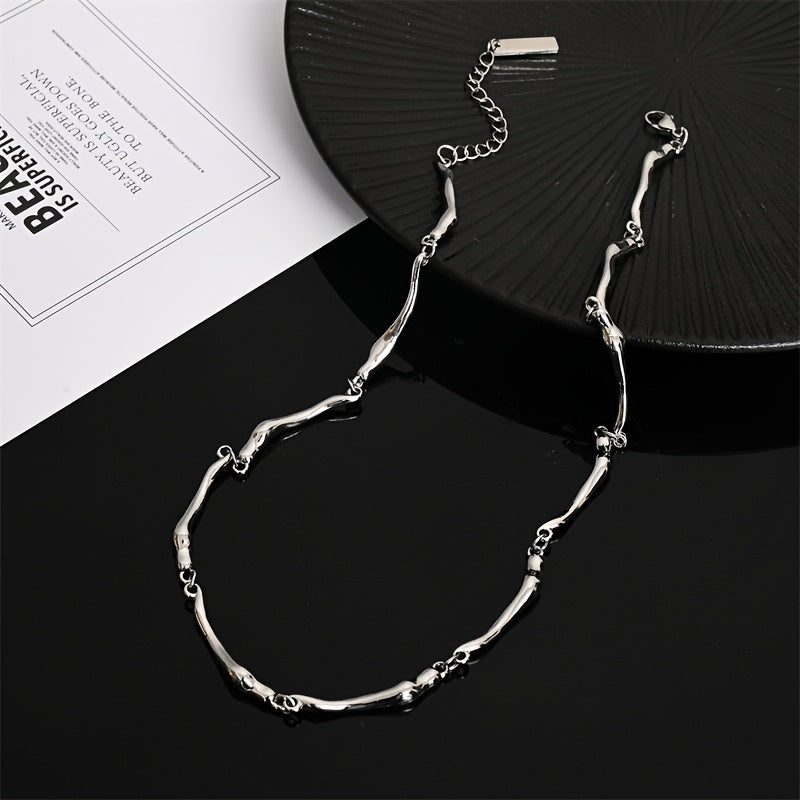 Witgouden ketting met golvend vlechtwerk