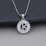 Witgouden ketting met initiaal Z en zirkonia