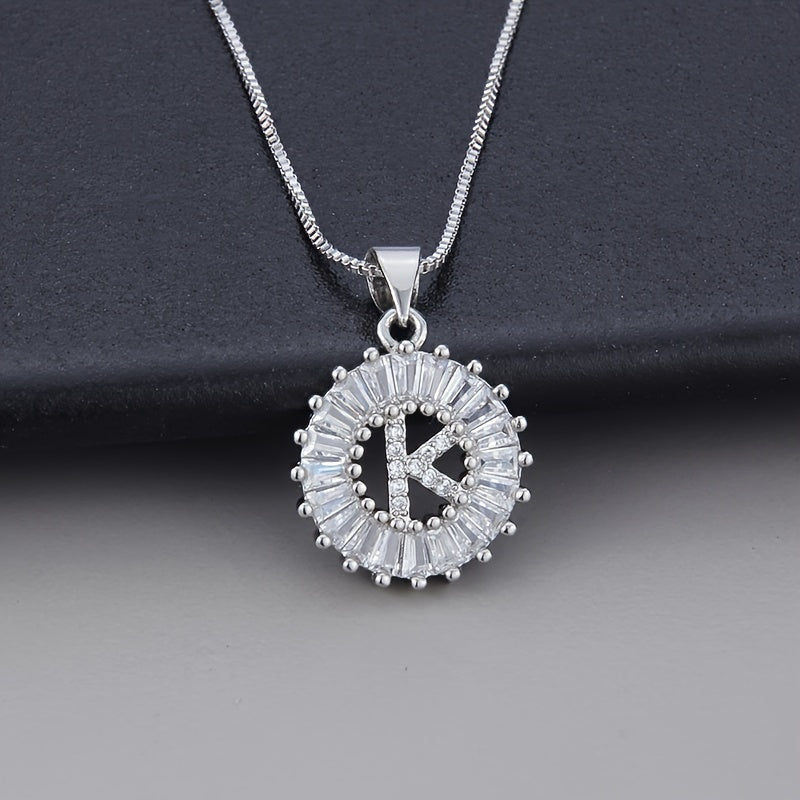 Witgouden ketting met initiaal Z en zirkonia