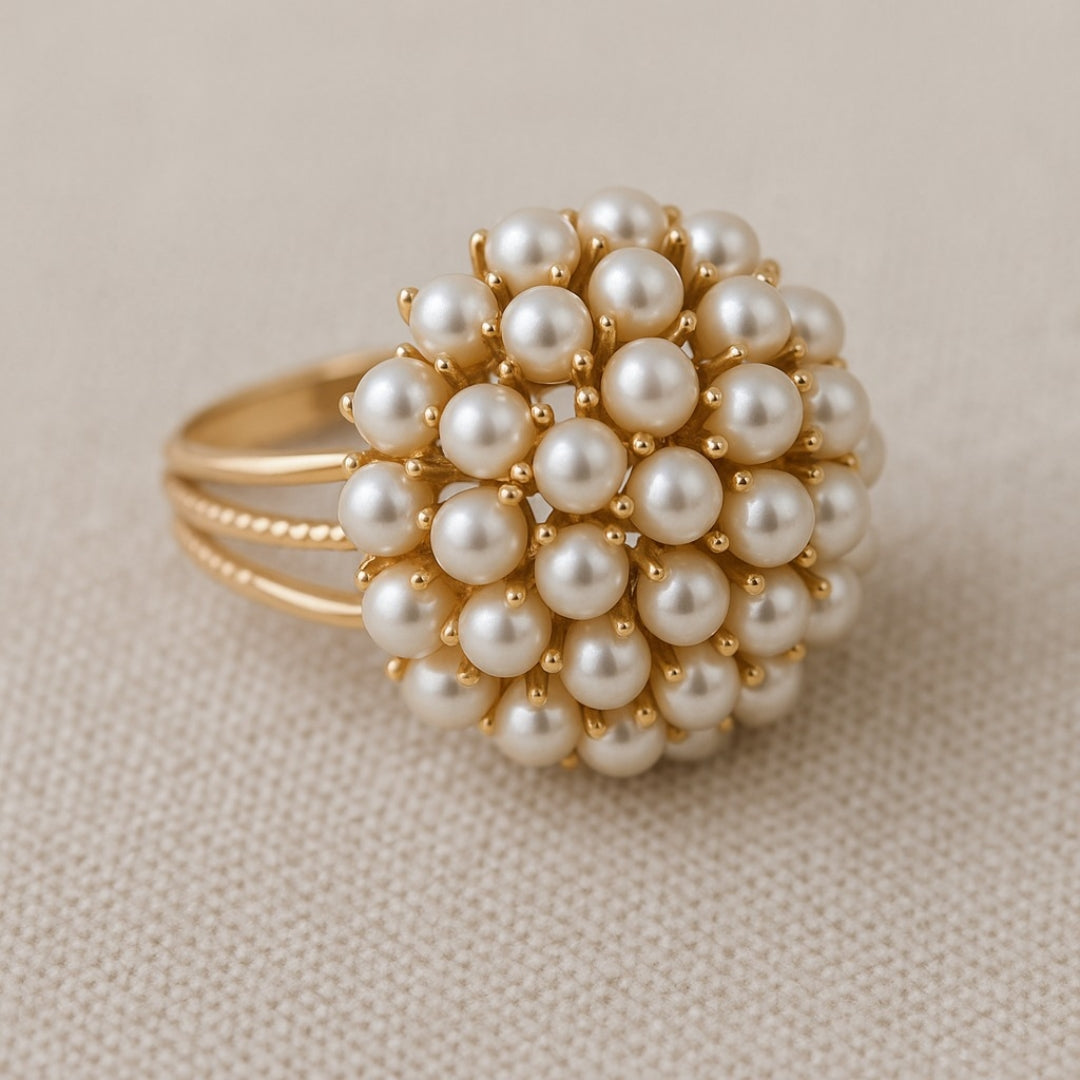 Klassieke gouden ring met parel
