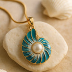 Ketting met blauwe stenen