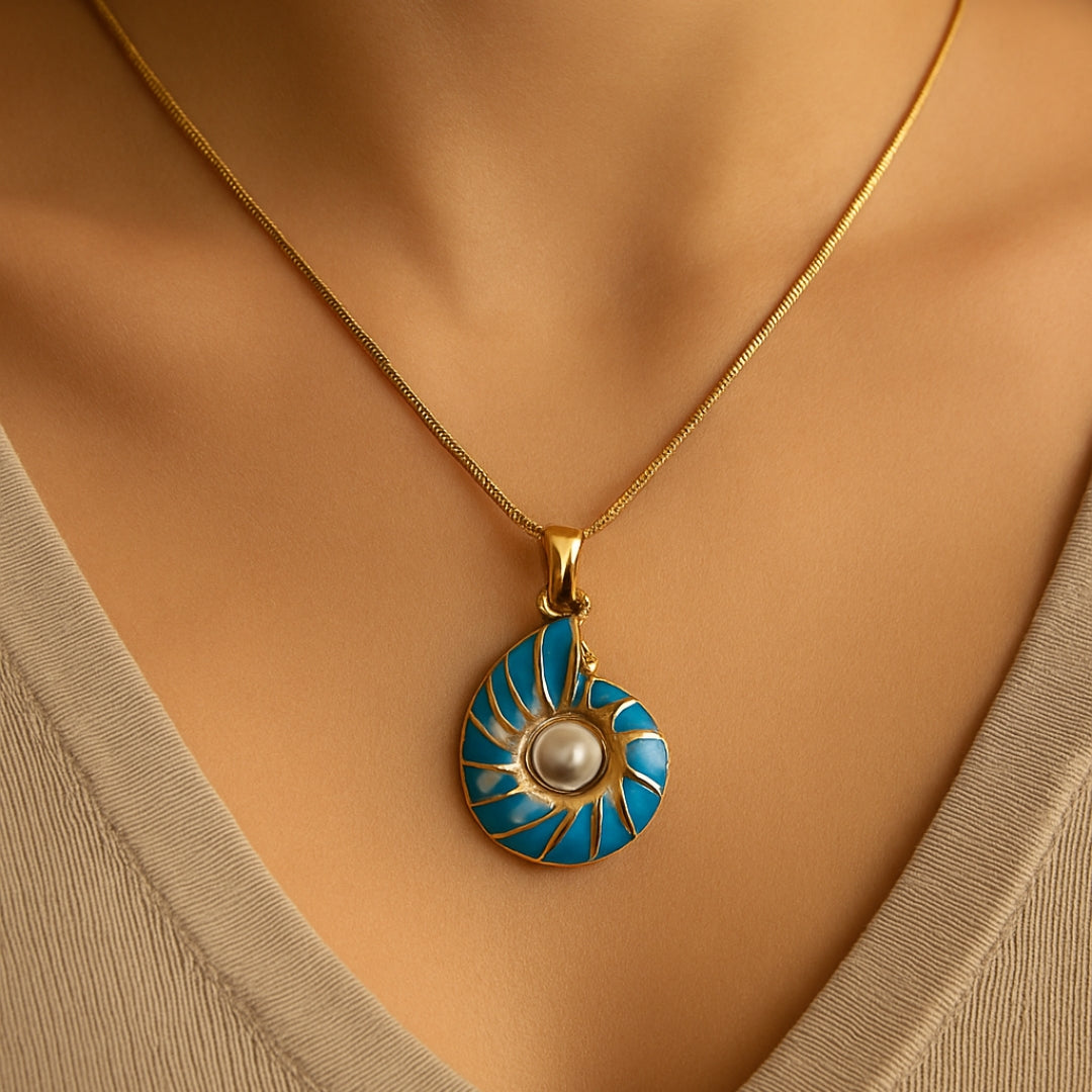 Ketting met blauwe stenen