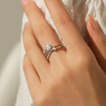 Witgouden ring met zirkonia en sterren