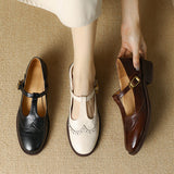 Manon | Mary Jane Schoenen