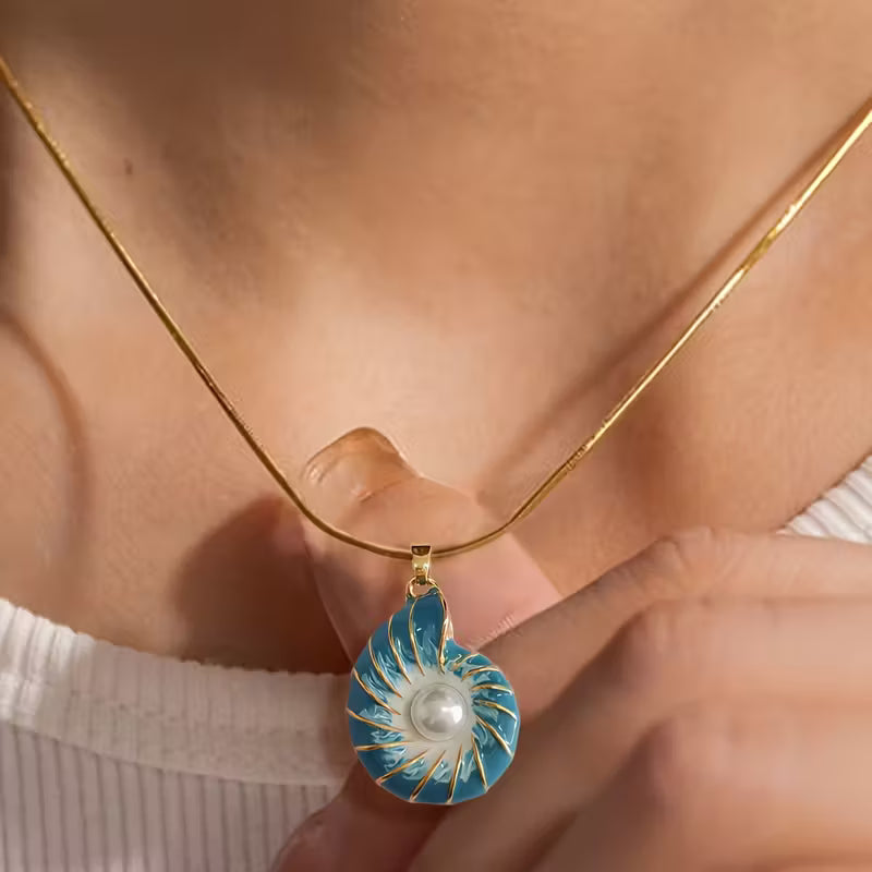 Ketting met stenen hanger