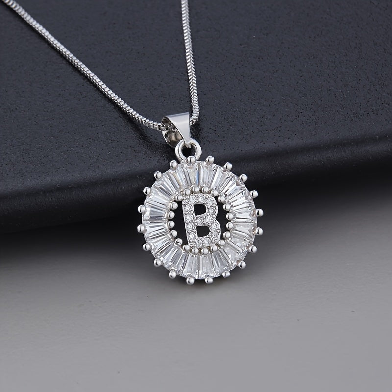 Witgouden ketting met initiaal Z en zirkonia