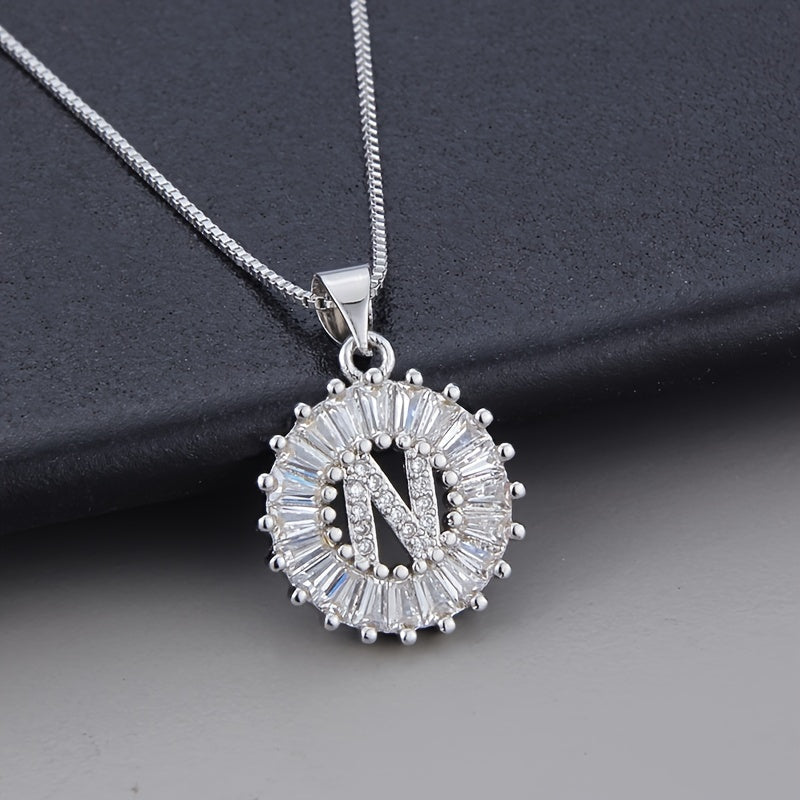 Witgouden ketting met initiaal Z en zirkonia