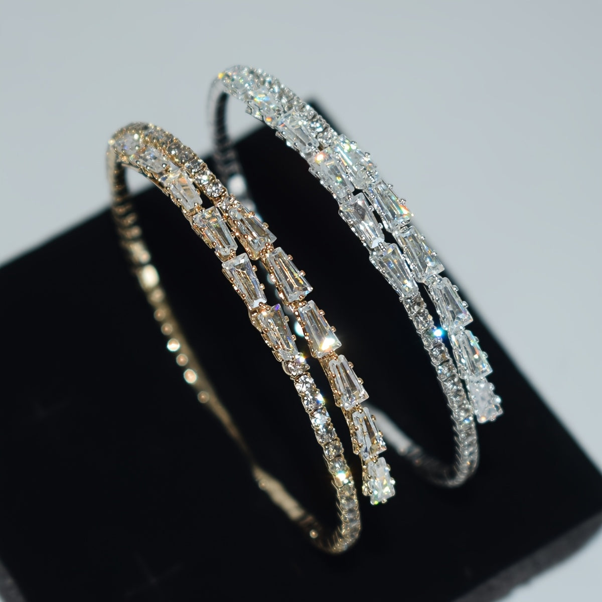 Elegante witgouden armband met kubische zirkonia