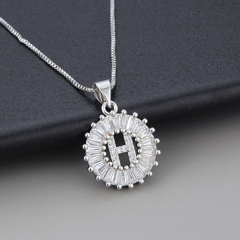 Witgouden ketting met initiaal Z en zirkonia