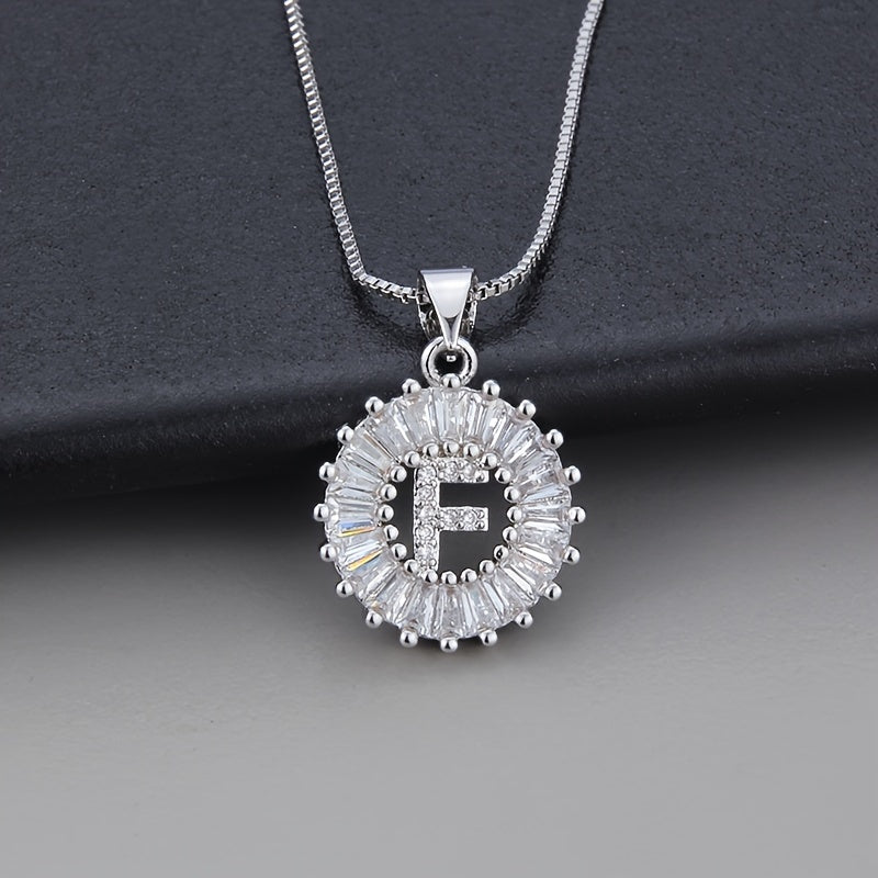 Witgouden ketting met initiaal Z en zirkonia