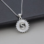 Witgouden ketting met initiaal Z en zirkonia