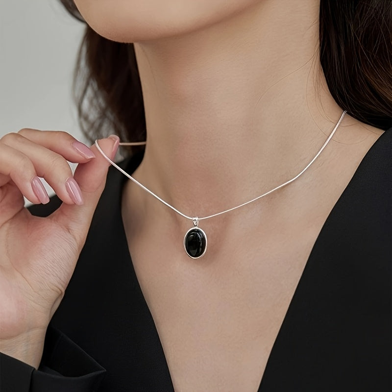 Glinsterende ovale witgouden ketting