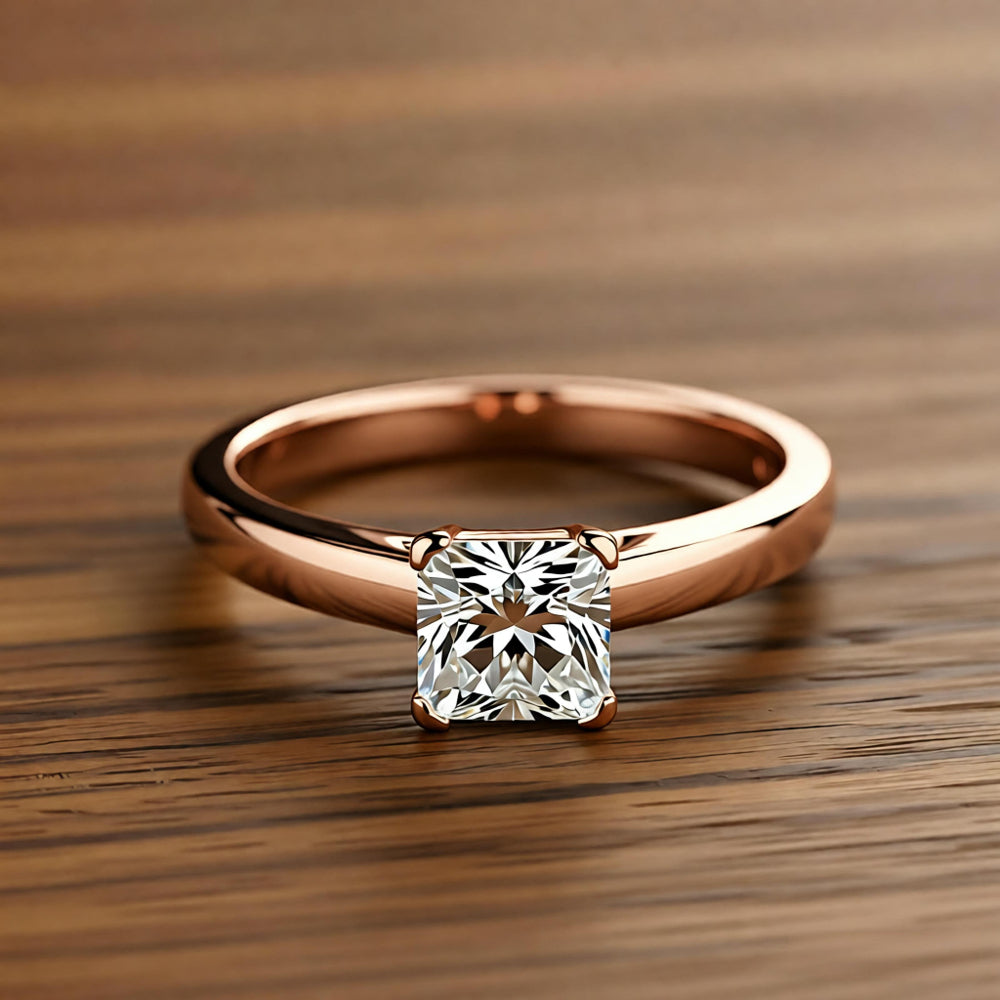 Vierkante ring van kristal en witgoud